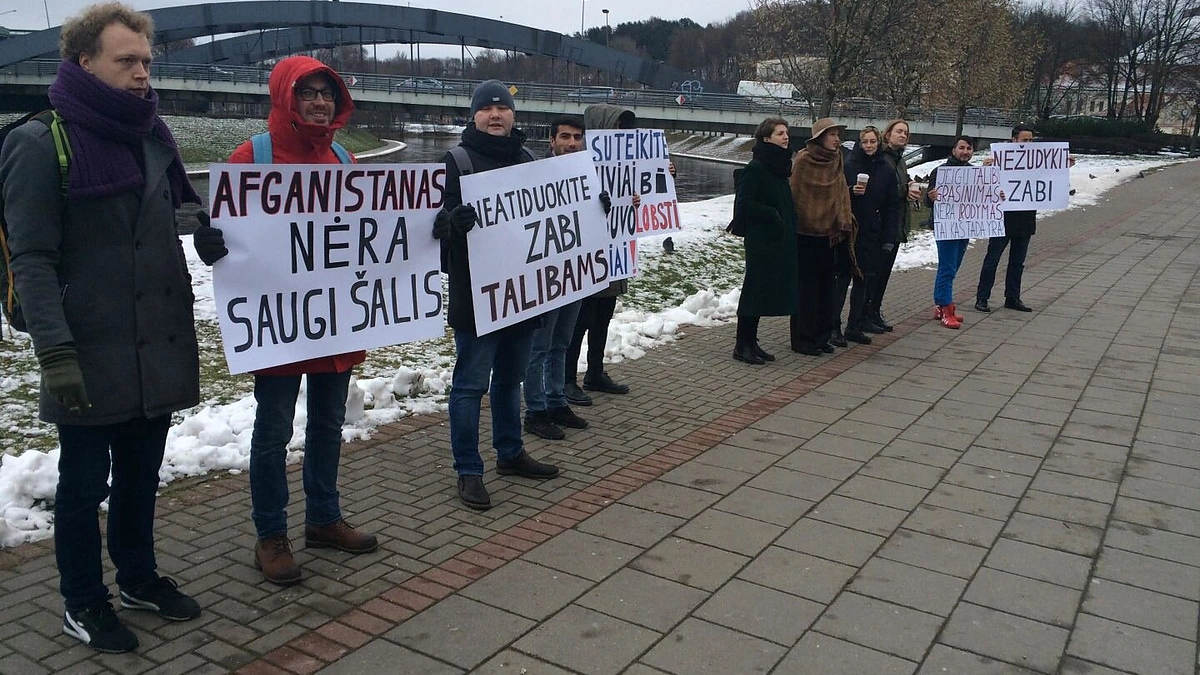 Protesto akcija dėl Zabi Ahmadi