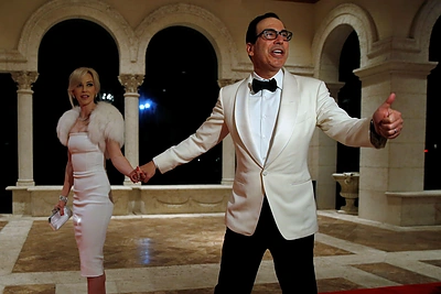 Naujametė šventė Donaldo Trumpo rezidencijoje