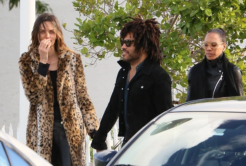 Lenny Kravitzas su drauge