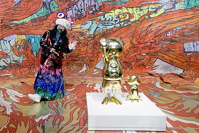 Takashi Murakami menas