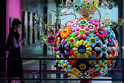 Takashi Murakami menas