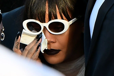 Rihanna dalyvavo savo pusbrolio laidotuvėse