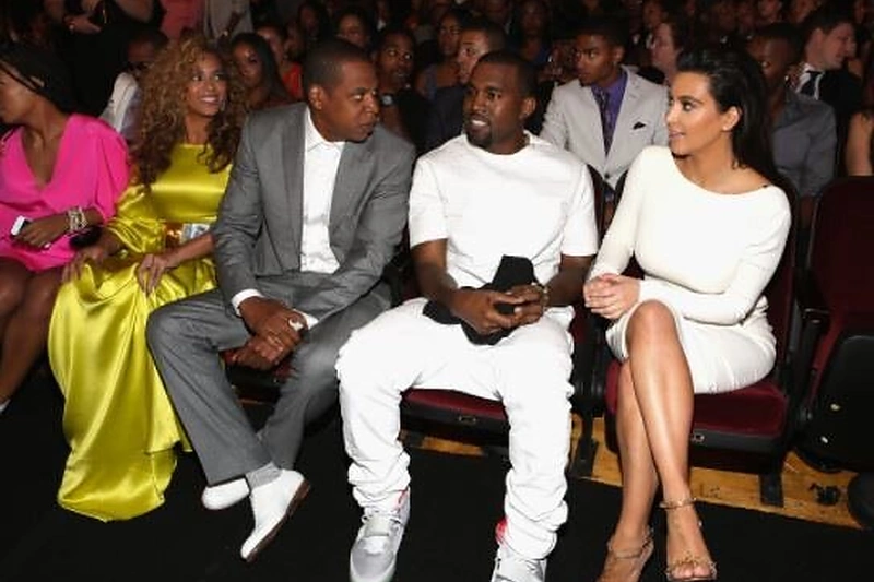 Beyonce su vyru Jay Z ir Kim Kardashian su vyru Kanye Westu