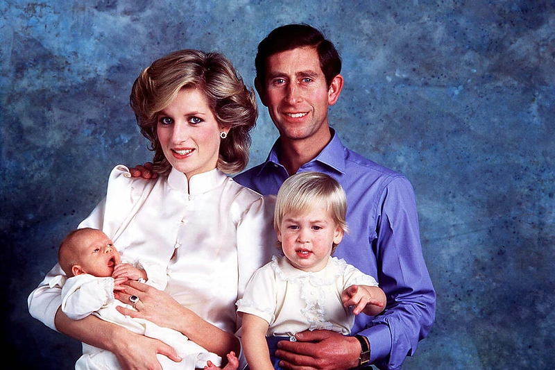 Princas Charlesas su princese Diana ir sūnumis Williamu bei Harry