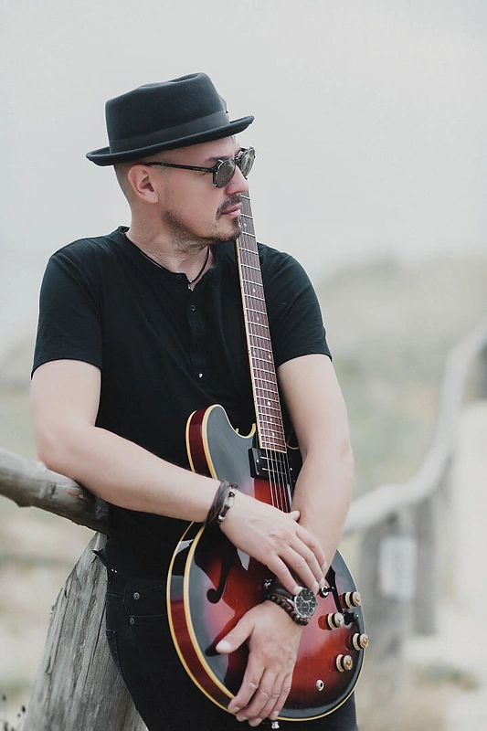 Dainininkas Ramūnas Difartas