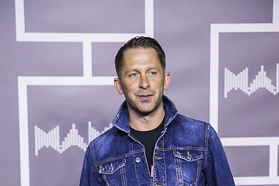 Po E.Dragūno skandalo regioninės radijo stotys šalina SEL dainas iš grojaraščių