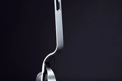 „Citybirds“ įkūrėjas ir dizaineris Ignas Survila pristato elektrinio paspirtuko suaugusiems konceptą „Eagle“