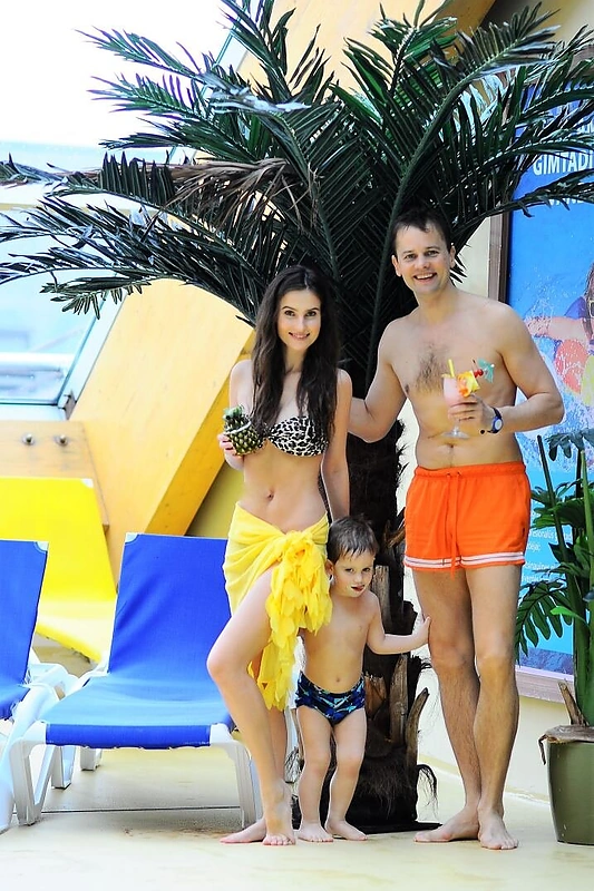 Nerijus Juška su šeima lankėsi vandens parke