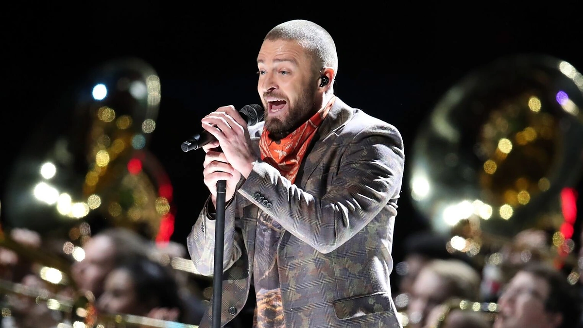 Justino Timberlake'o pasirodymas per „Super Bowl“