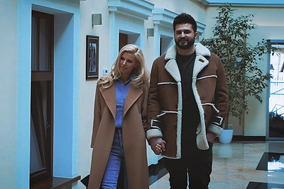 Žurnalo „Žmonės“ viršelio fotosesijoje – brandi Agnetos ir Lino Kleizų draugystė