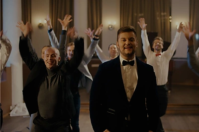 Pirmajam lietuviškam miuzikliniam klipui choreografiją kūrė Gytis Ivanauskas