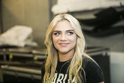 Energingoji „Eurovizijos“ atrankų dalyvė Marija Grabštaitė – atvirai apie iššūkius gyvenime ir muzikoje