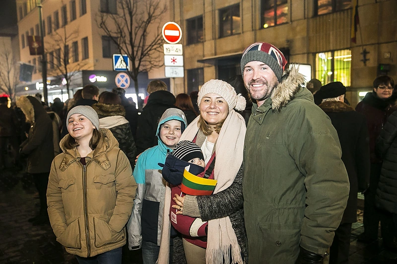 Beata Nicholson su šeima