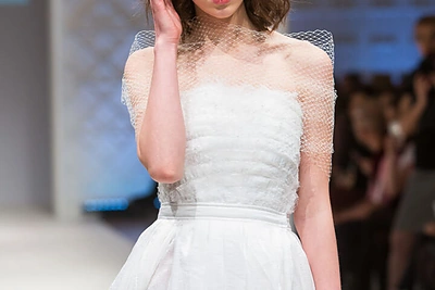 Dizainerio Roberto Kalinkino vestuvinių suknelių kolekcija