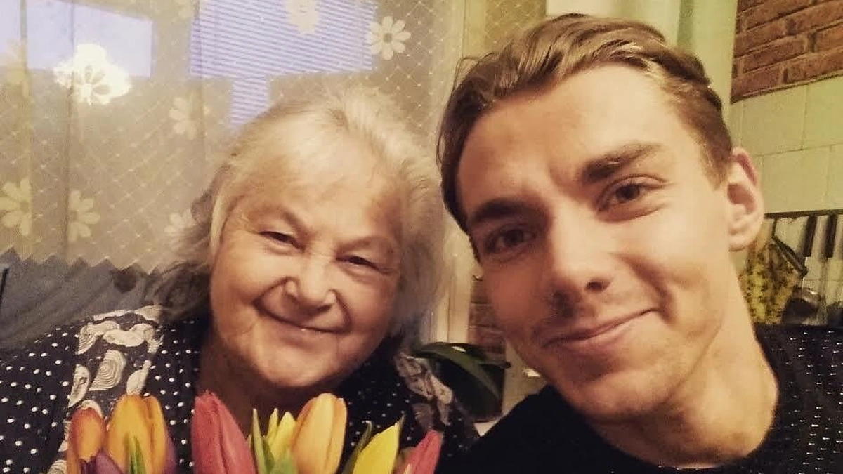 Dovydas su močiute