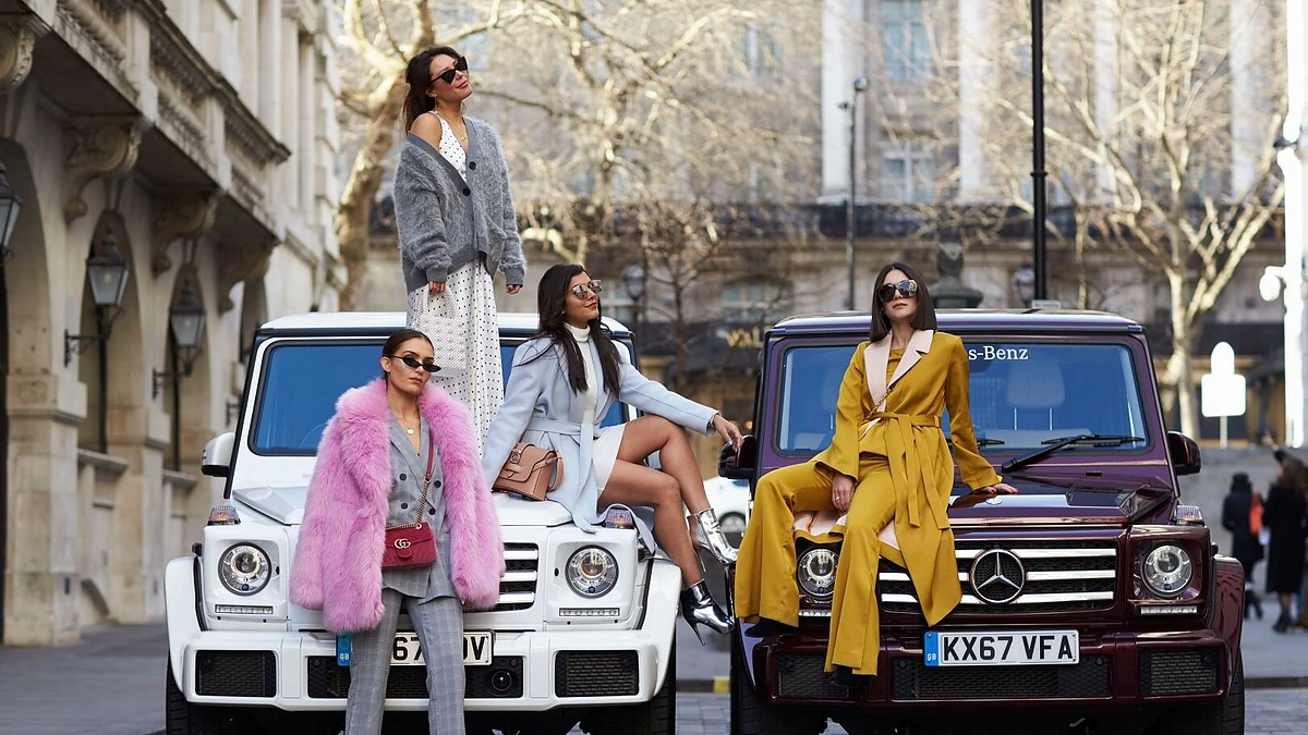 Lorna Luxe, Alicia Roddy, Bonnie Rakhit, Anisa Sojka