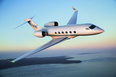 Johnny Deppas mėgo skrydžius privačiu lėktuvu