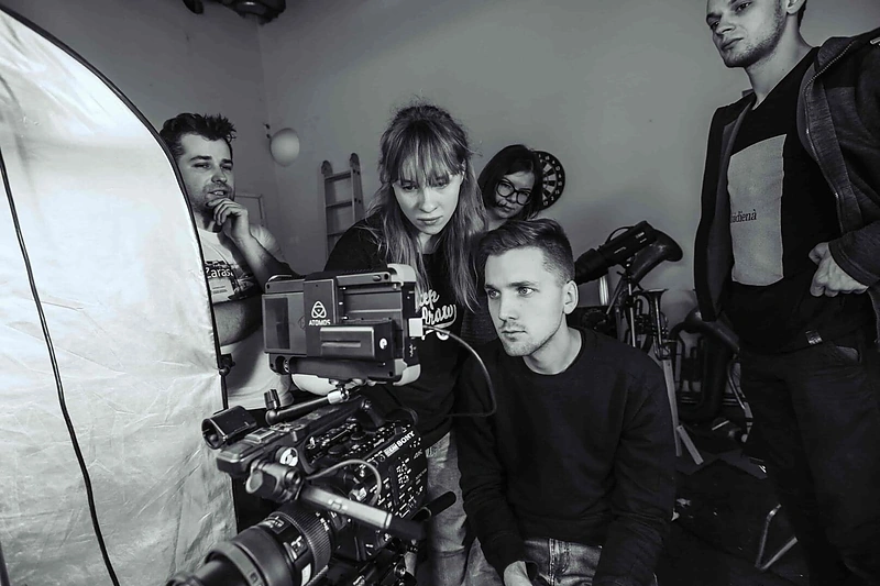 Klipo gamybos užkulisiai