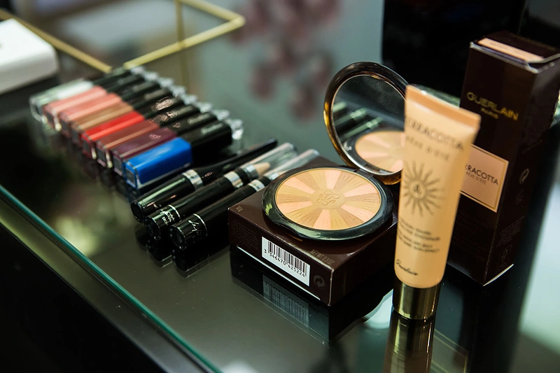 „Guerlain“ dekoratyvinė kosmetika