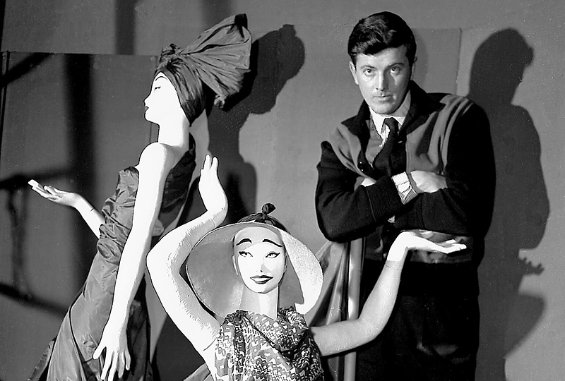 Hubertas de Givenchy (1952 metai)