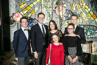 Dr. Austėja Landsbergienė: apie santykius su vyru, tvirtą stuburą ir supermamos kostiumą