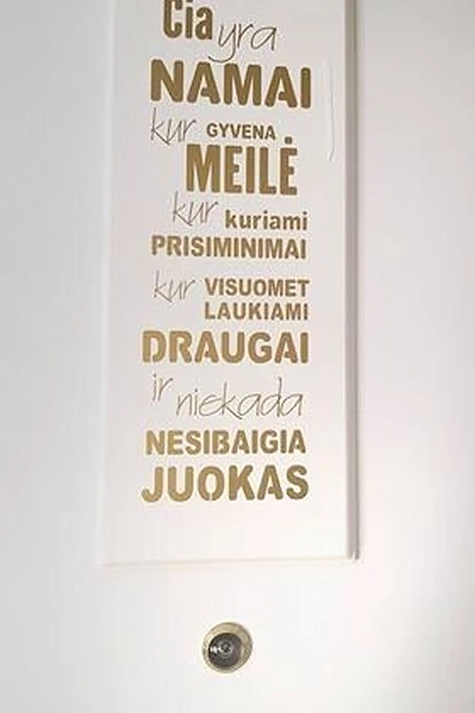 Durų lentelė padovanojo draugai