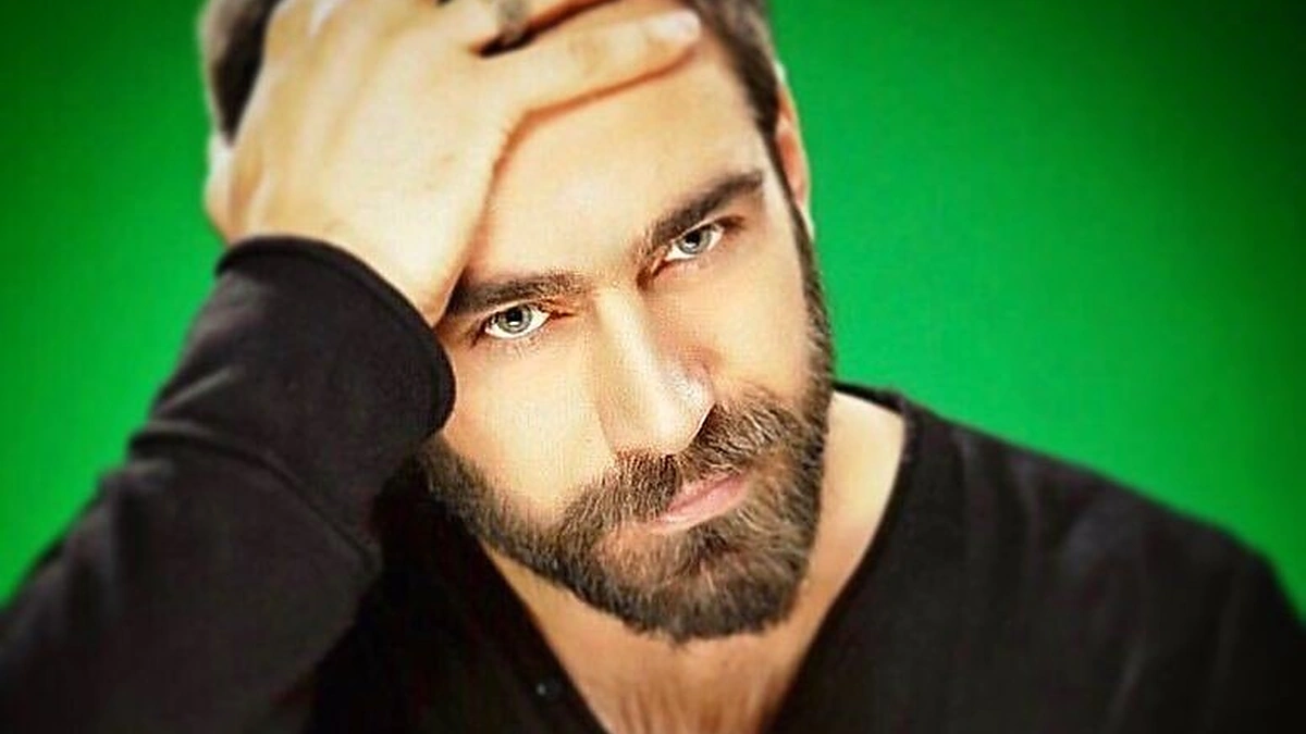 Turkų aktorius Adnanas Kochas