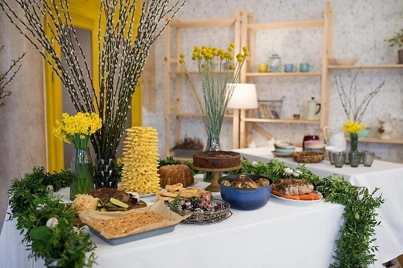 Velykų stalas prieš šimtmetį