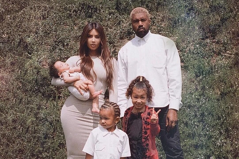 Kim Kardashian su šeima