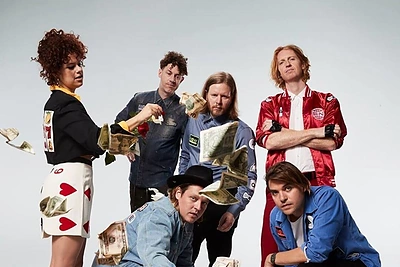 Grupė „Arcade Fire“ surengs vienintelį koncertą Baltijos šalyse
