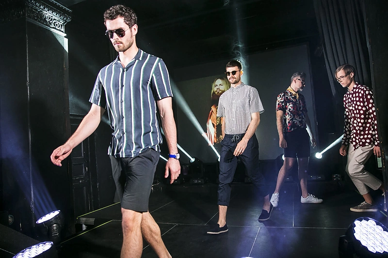 Vyrų mados savaitės uždarymo akimirka