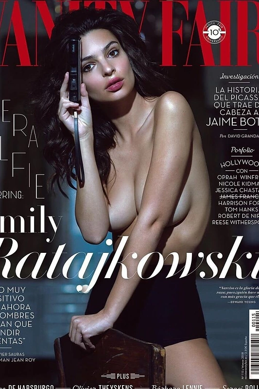 Emily Ratajkowski