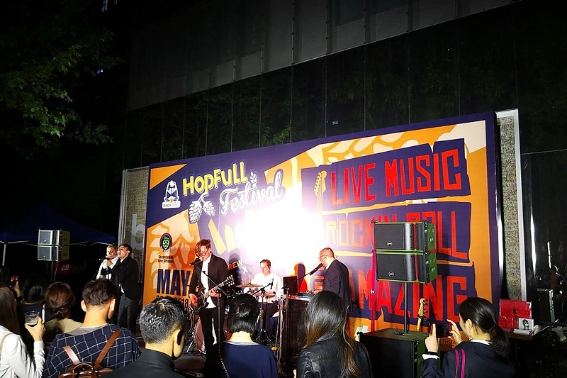 Grupės „Colours of Bubbles“ gastrolės Kinijoje