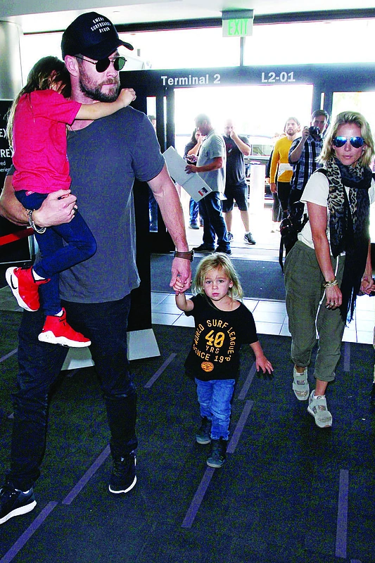 Elsa Pataky ir Chrisas Hemsworthas su vaikais India Rose, Tristanu ir Sasha