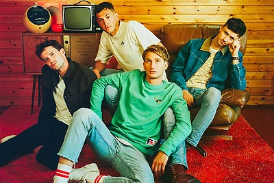 5 mažai žinomi faktai apie į Vilnių atkeliaujančius „Glass Animals“