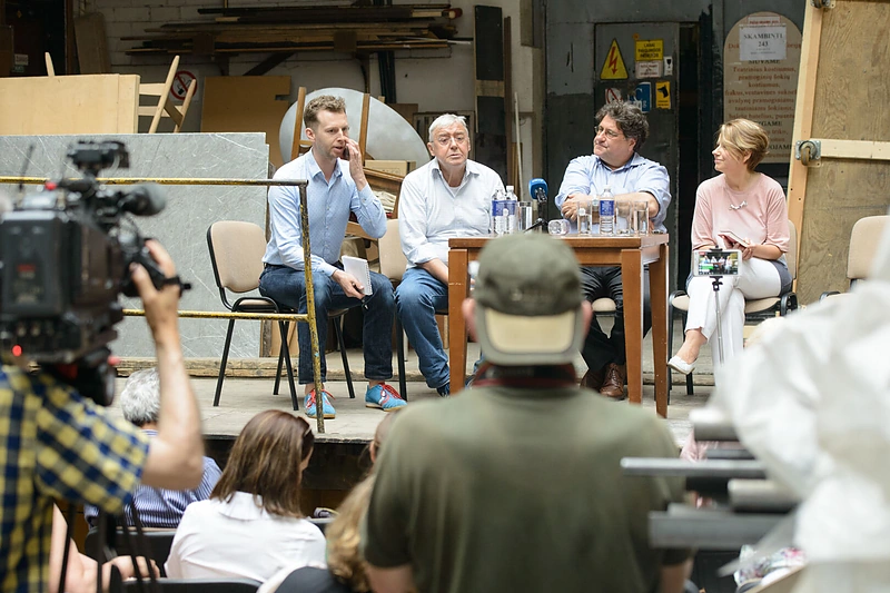 Operos „Idomenėjas“ pristatymo akimirkos