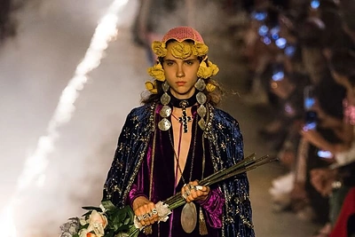 „Gucci“ kolekcijos modelis