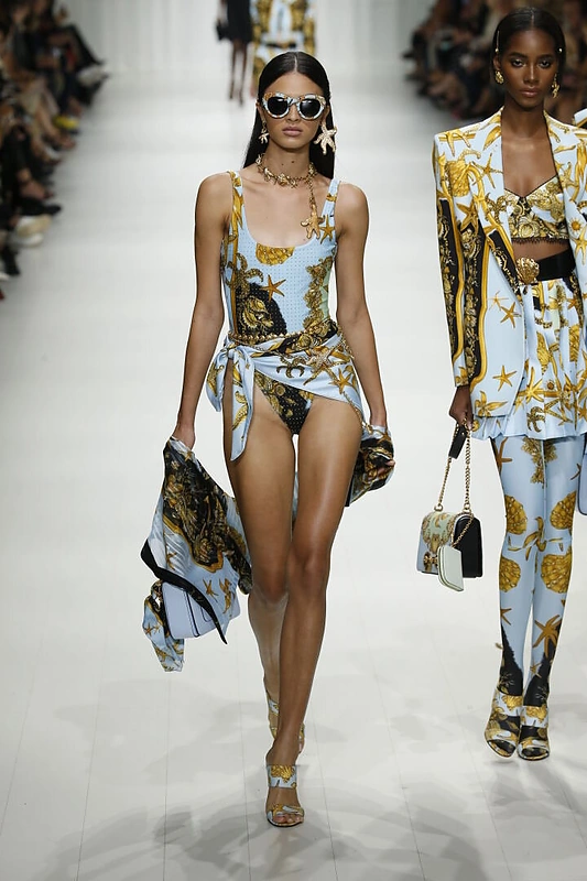 Maudymosi kostiumėlių tendencijos