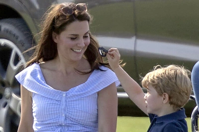 Kembridžo hercogienė Catherine ir princas George'as