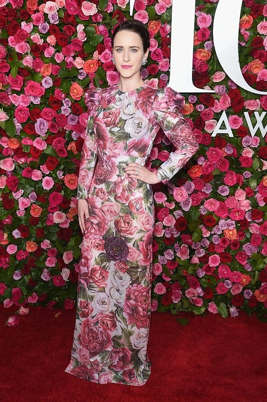 Rachel Brosnahan (Dolce & Gabbana)