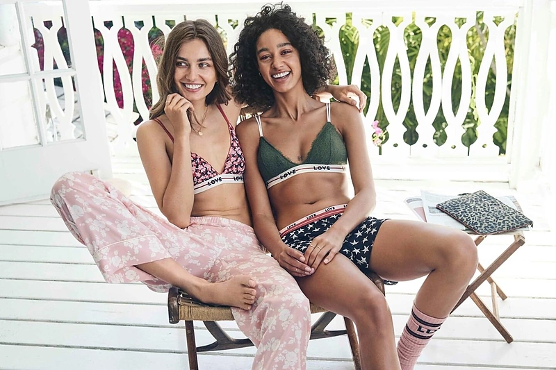 „H&M“ ir „Love Stories“ pristato bendrą apatinio trikotažo kolekciją