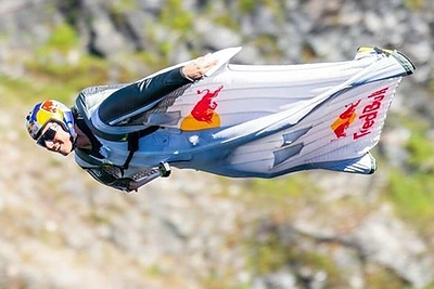 Oro akrobatai „The Flying Bulls“ surengs šou Palangoje