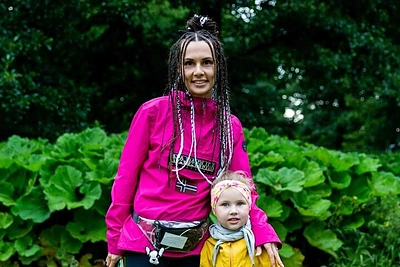 Donato Montvydo žmona Veronika su dukra Adele