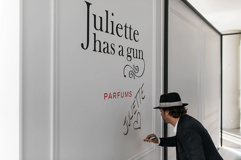 Kvepalų linijos „Juliette Has A Gun“ kūrėjas Romano Ricci