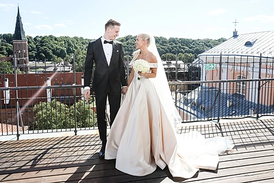 Meilė ištvėrė atstumą – susituokė „Žalgirio“ krepšininkas Marius Grigonis ir Salomėja Karvelytė