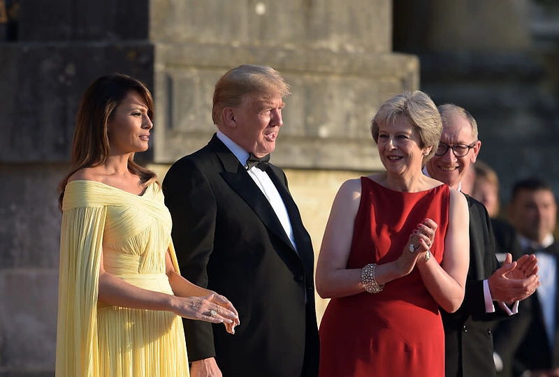 JAV prezidentas Donaldas Trumpas, pirmoji ponia Melania Trump, Didžiosios Britanijos ministrė pirmininkė Theresa May ir jos vyras Phillipas May