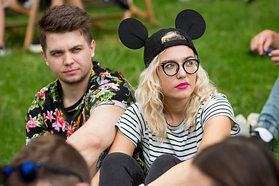 „Tove Lo“ koncerto VU botanikos sode akimirka