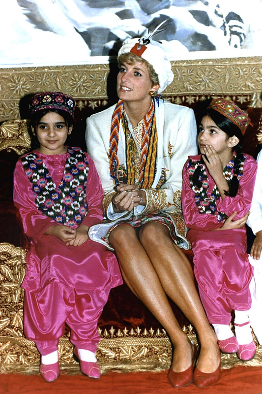 Princesė Diana per viešnagę Pakistane (1991)