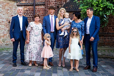 Algirdo Butkevičiaus anūko krikštynų akimirka