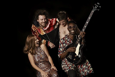 „Loftas Fest“ žvaigždės – pirmą kartą Lietuvoje apsilankysiantys „Metronomy“